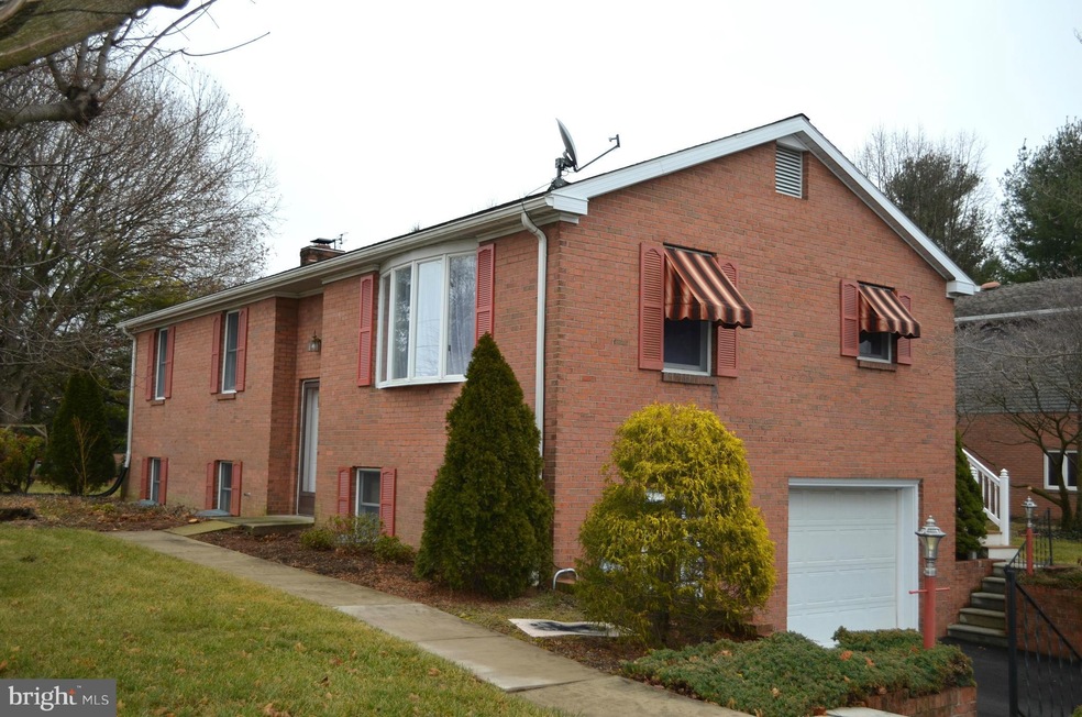 10851 Archer Ln, Williamsport, MD 21795 - photo 1