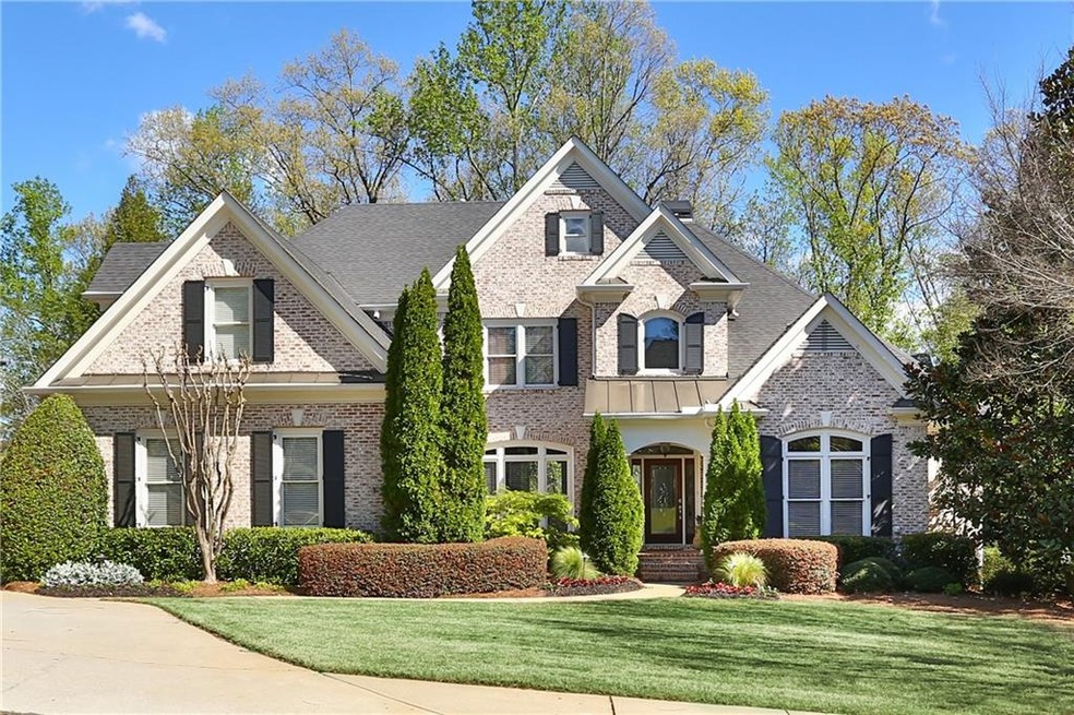 Phenomenal luxury is found is this superb estate i