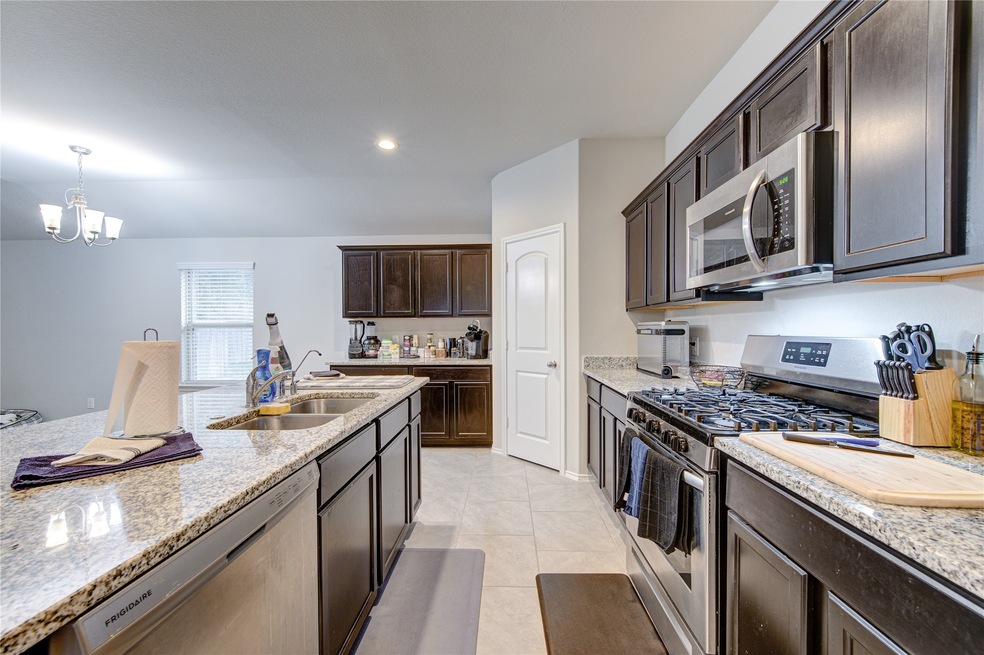 23910 Paper Birch Ct, Tomball, TX 77375 - photo 1