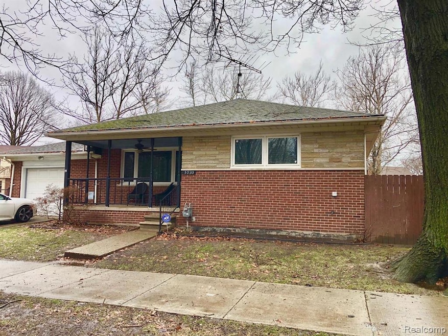 5930 Canyon St, Grosse Pointe, MI 48236 - photo 1