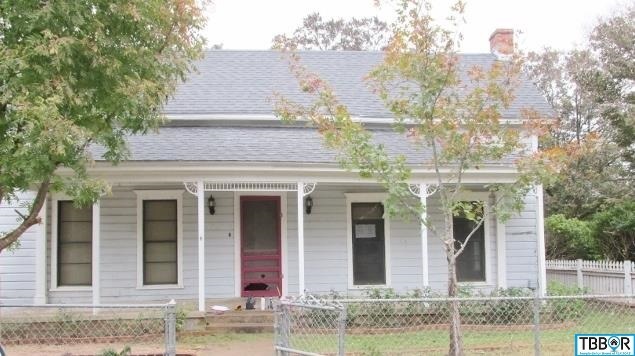 124 Pine St, Eddy, TX 76524 - photo 1