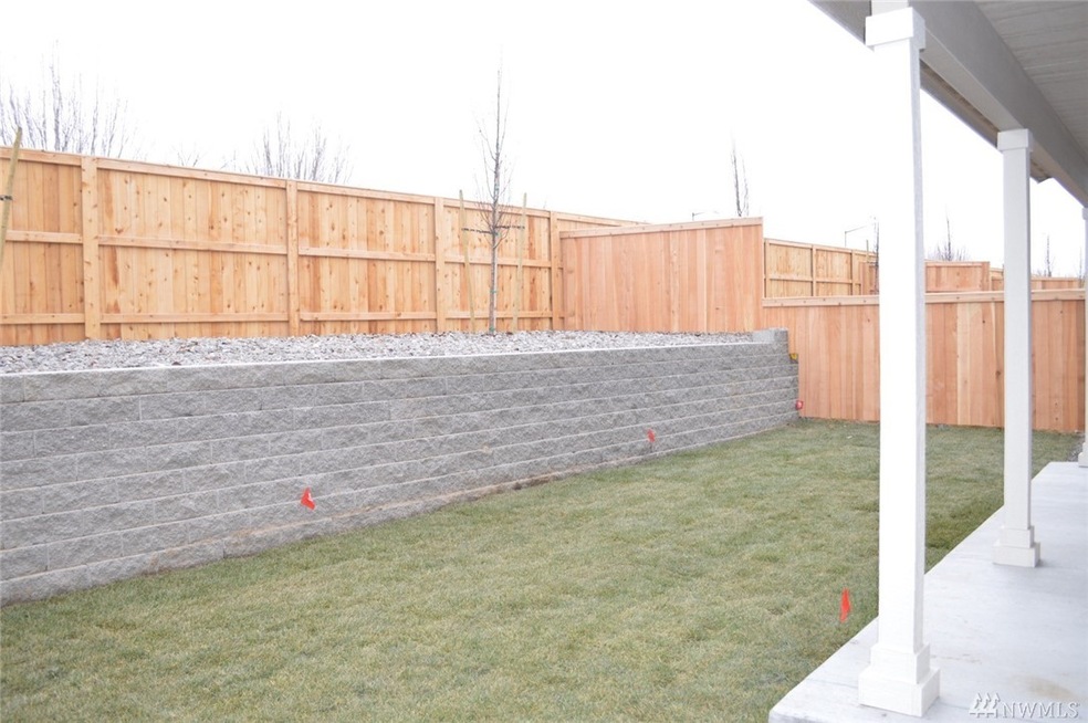 418 S Kansas Loop, East Wenatchee, WA 98802 - photo 1