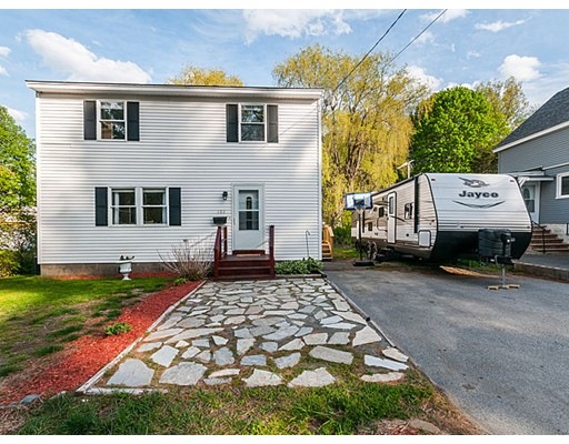 102 Edgewood Ave, Methuen, MA 01844 - photo 1