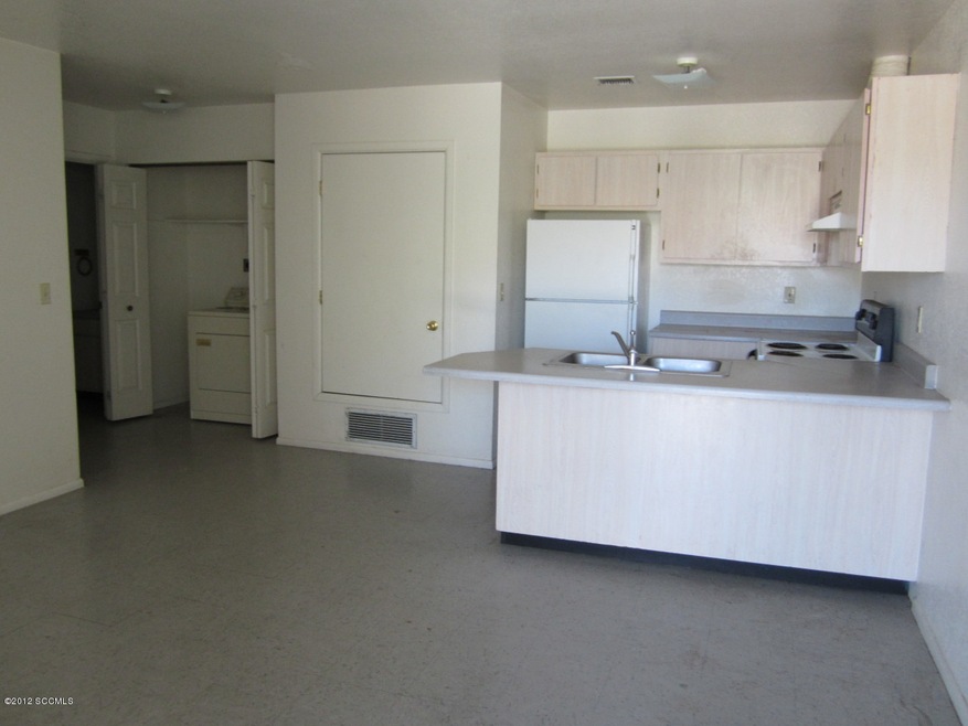 434 Circulo Cisne, Rio Rico, AZ 85648 - photo 1