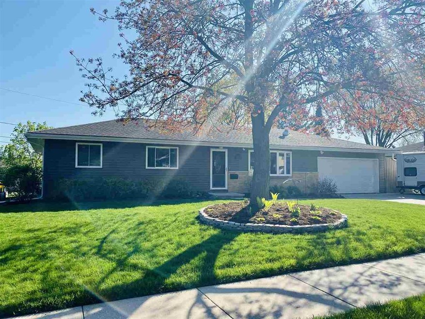 261 Waterman St, Oregon, WI 53575 - photo 1