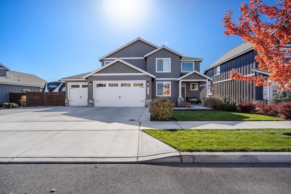 1566 NW Zamia Ave, Redmond, OR 97756 - photo 1