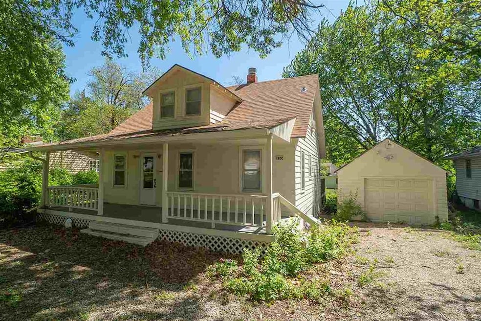 1830 SW Wayne Ave, Topeka, KS 66604 - photo 1