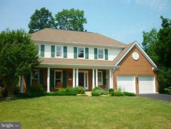 6148 Ridgemont Dr, Centreville, VA 20120 - photo 1