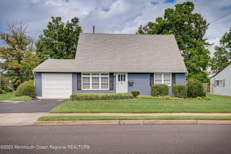 93 Boulevard W, Keyport, NJ 07735 - photo 1