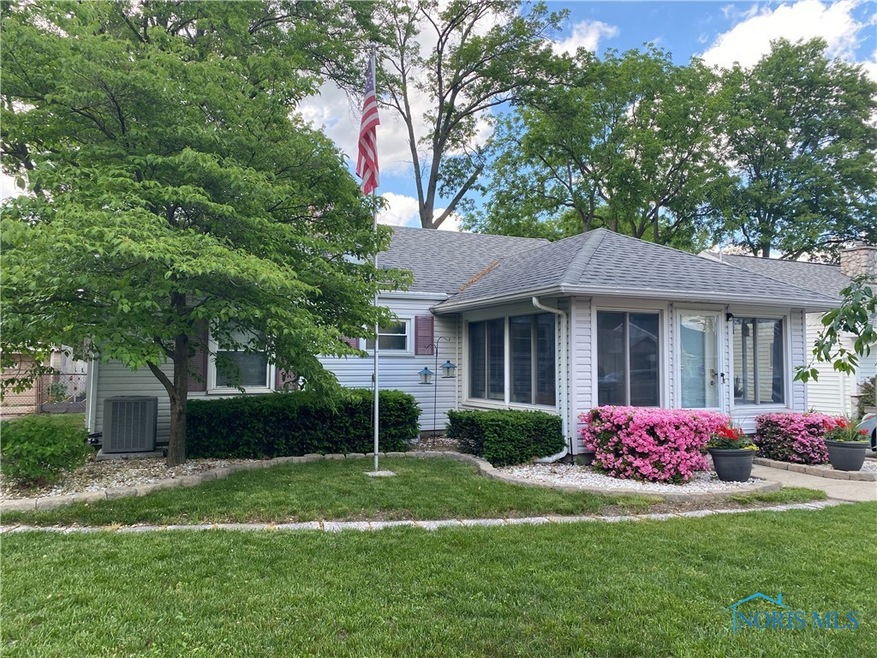 2744 Trimble Rd, Toledo, OH 43613 - photo 1