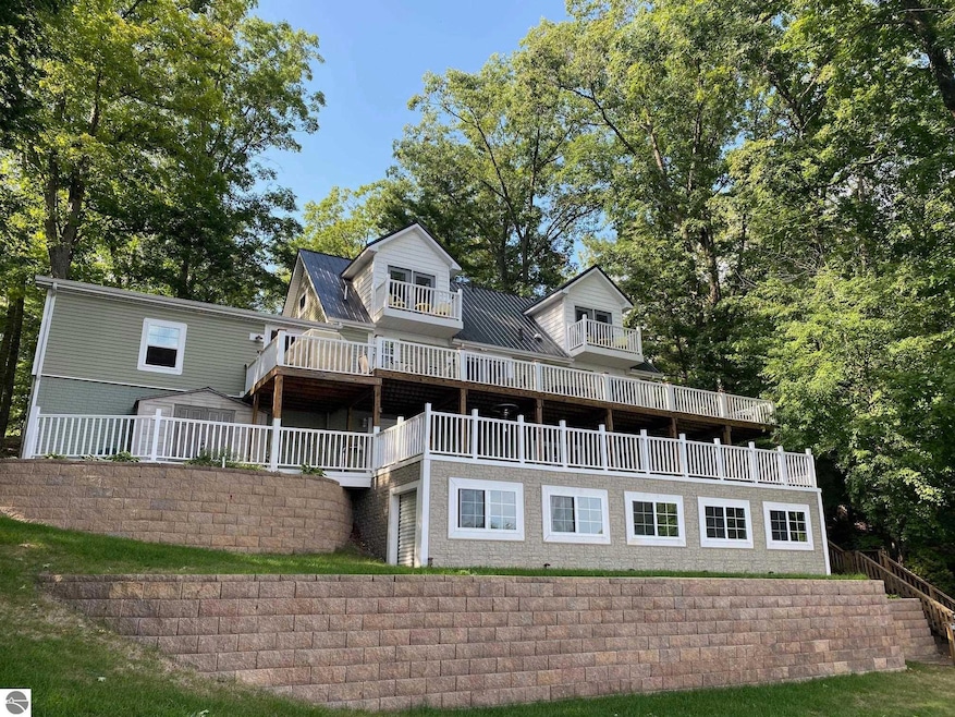 506 McLachlan Point, Evart, MI 49631 - photo 1