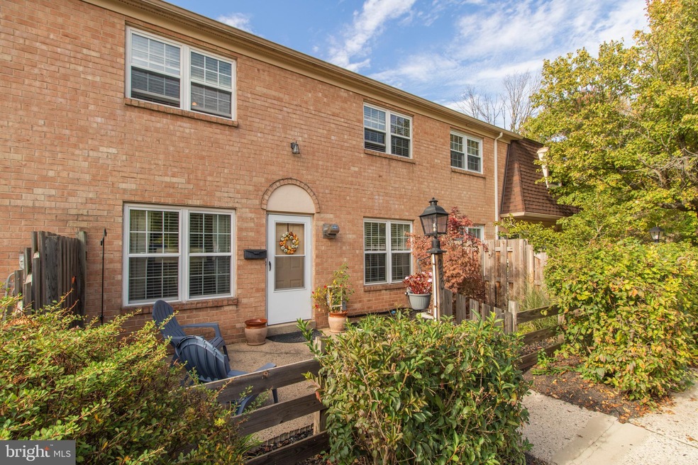 250 Arbour Ct, North Wales, PA 19454 - photo 1