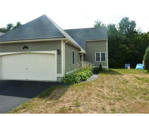 84 Valleyview Dr unit 84, Fitchburg, MA 01420 - photo 1