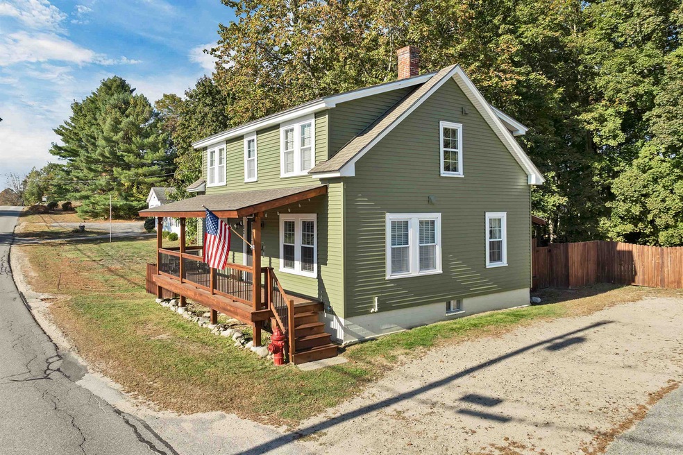 82 Bay St, Wolfeboro, NH 03894 - photo 1