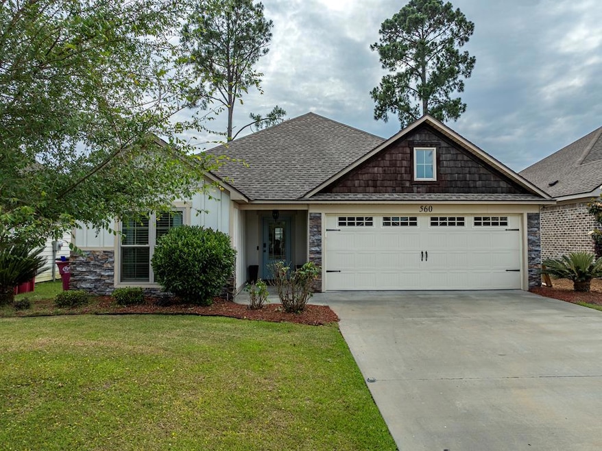 560 Osprey Cir, Tifton, GA 31794 - photo 1