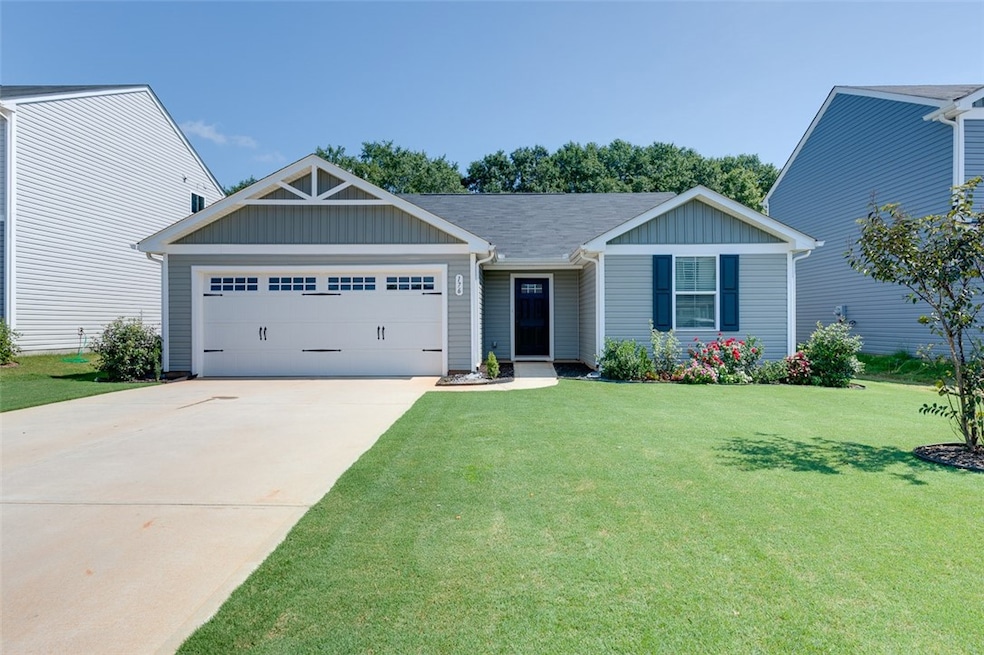 176 Queens Mill Ct, Pendleton, SC 29670 - photo 1