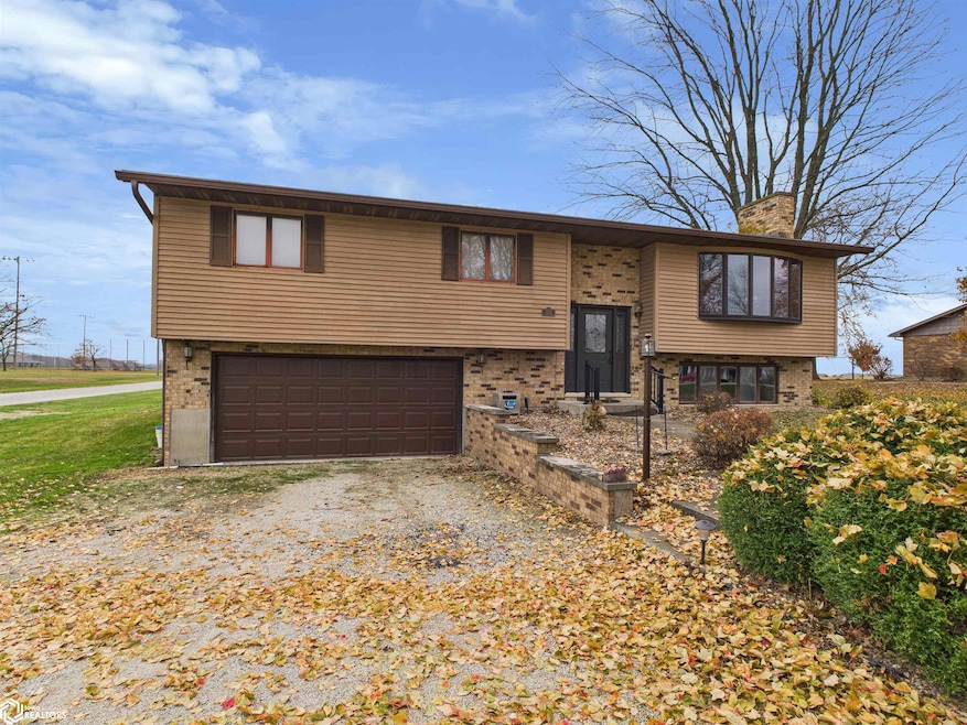 53 5th St, West Point, IA 52656 - photo 1