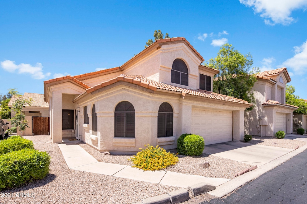 1041 E Sunburst Ln, Tempe, AZ 85284 - photo 1