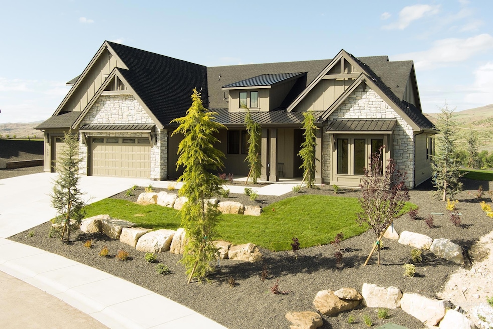 Sold • Co-Listing Agent