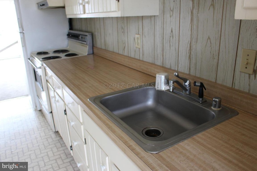 720 Rusty Anchor Rd, Ocean City, MD 21842 - photo 1