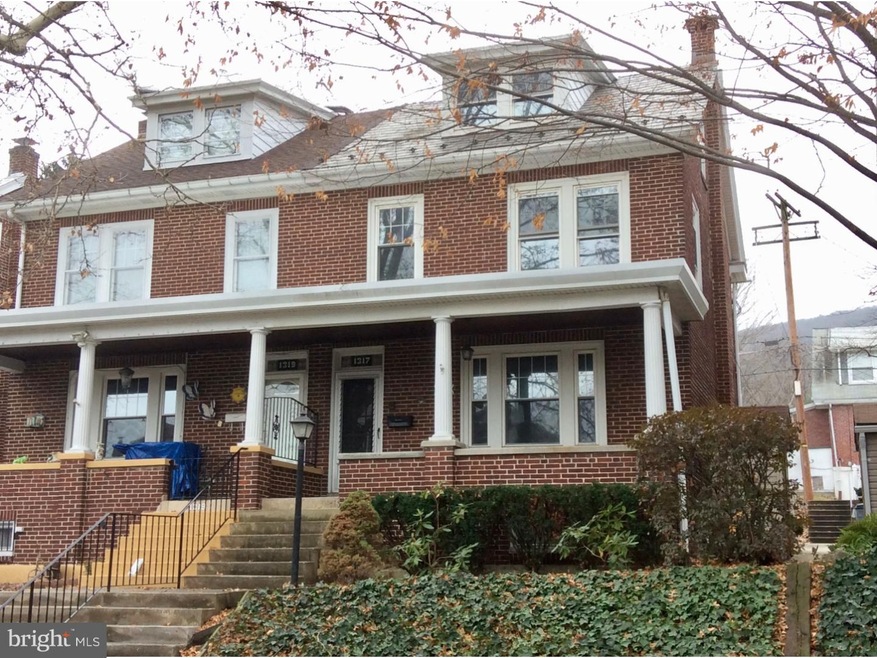 1317 Linden St, Reading, PA 19604 - photo 1