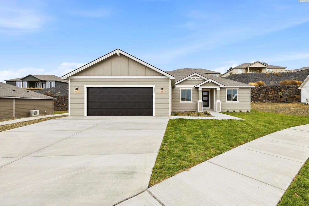 6520 W 29th Ct, Kennewick, WA 99337 - photo 1