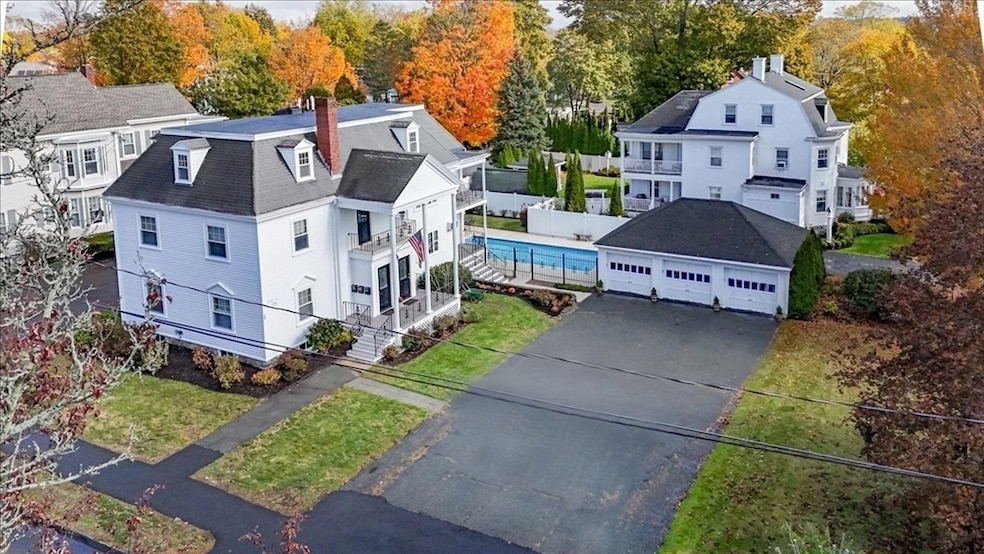 Pending $519,000 • Co-Listing Agent