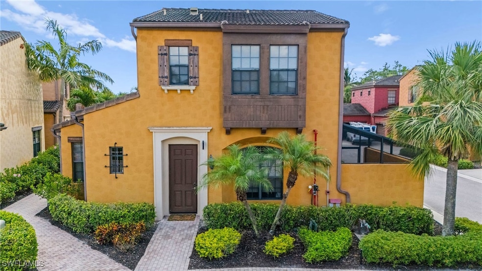 Welcome to 11947 Nalda st. unit 11704.