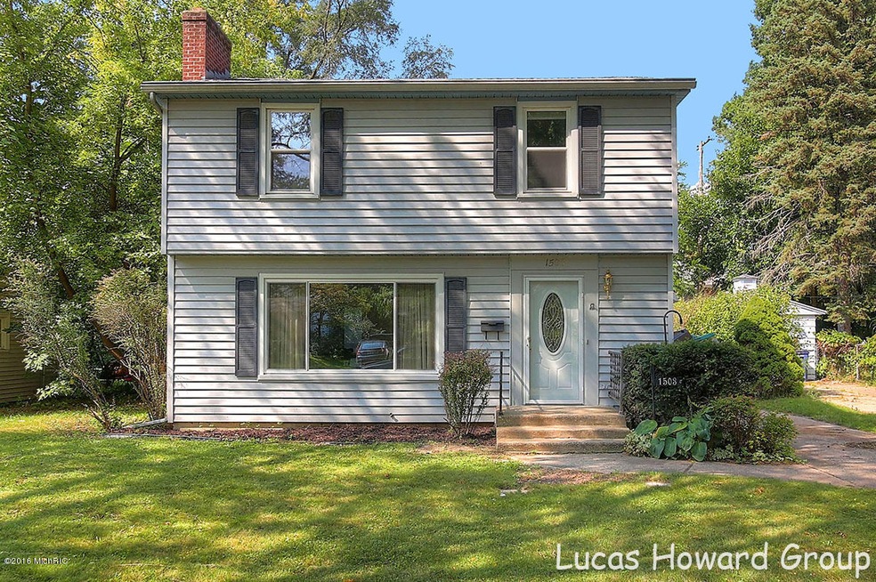 1503 Herrick Ave NE, Grand Rapids, MI 49505 - photo 1
