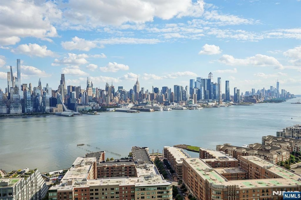 Riviera Towers unit 23G, West New York, NJ 07093 - photo 1