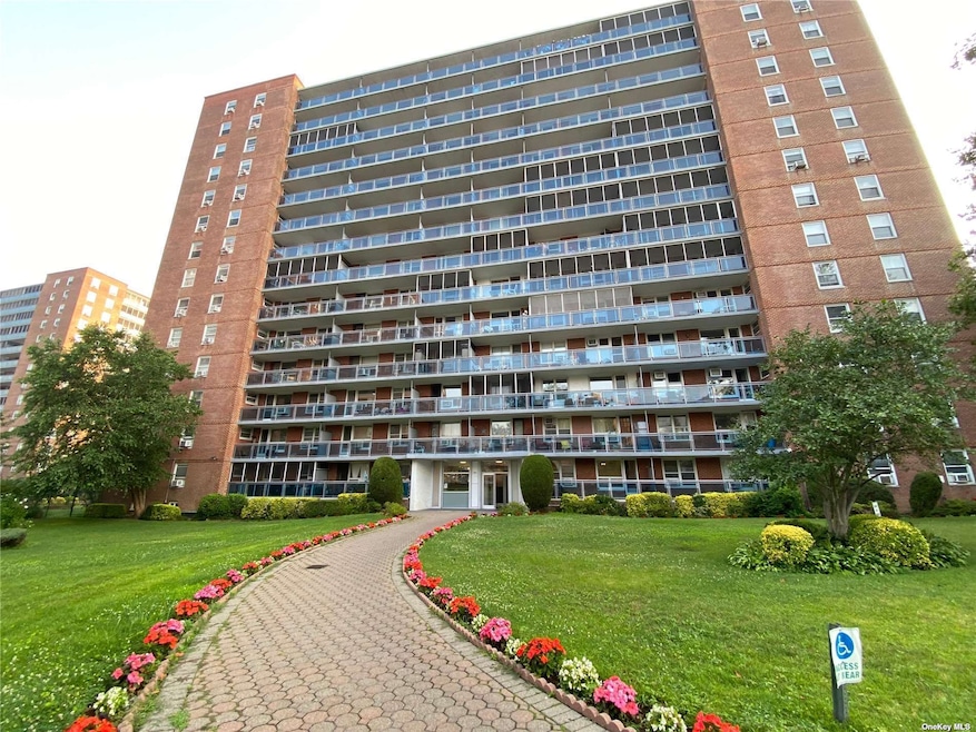 9737 63rd Dr unit 14E, Rego Park, NY 11374 - photo 1