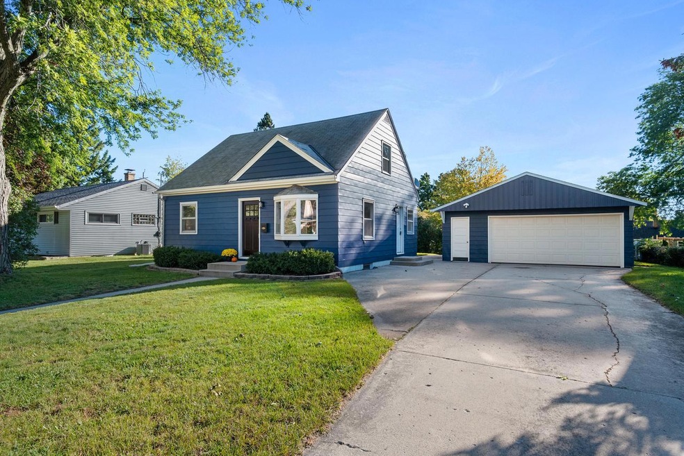 1012 4th Ave-22