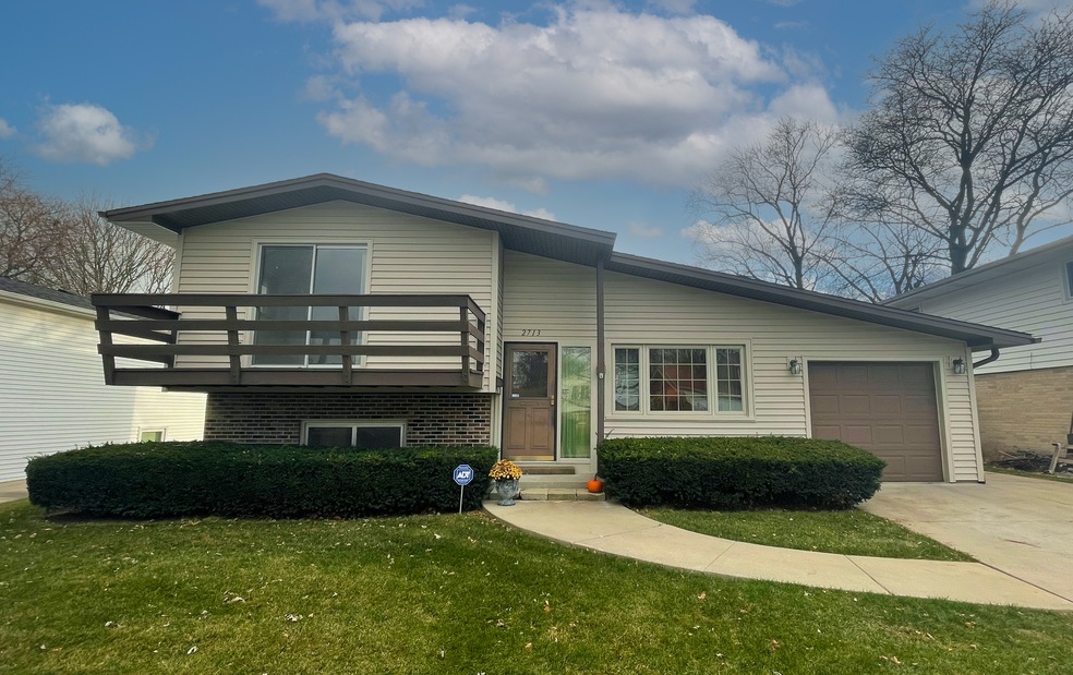 2713 Blanchard Rd, Waukegan, IL 60087 - photo 1