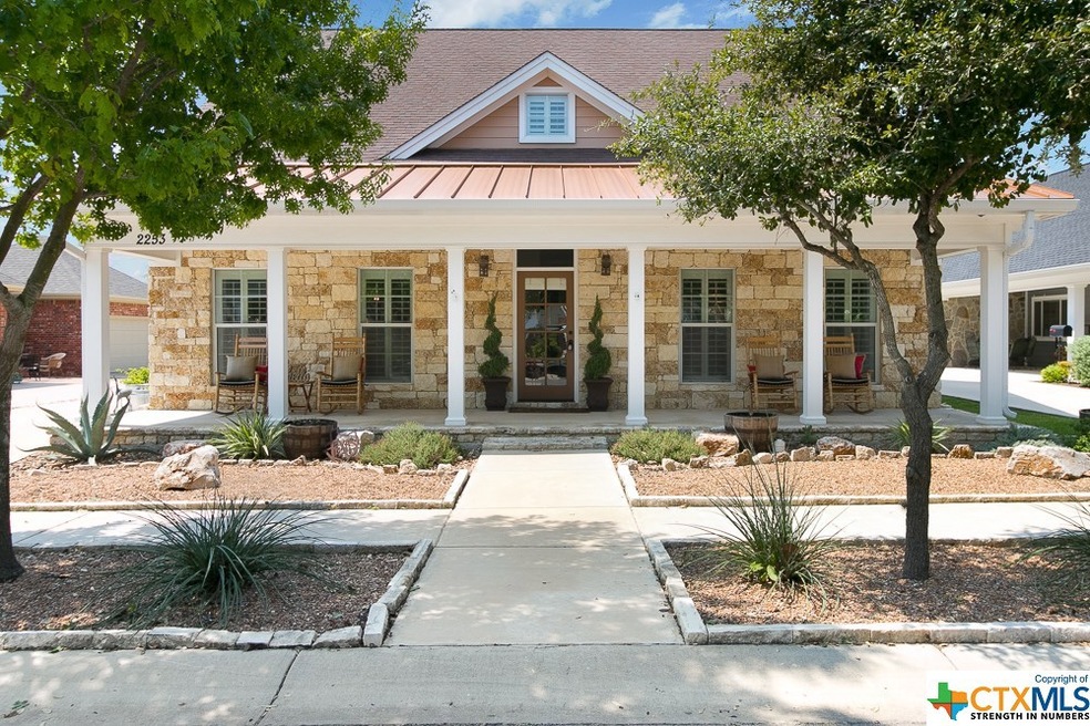 2253 Gruene Lake Dr, New Braunfels, TX 78130 - photo 1