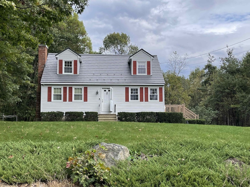 115 Back River Rd, MerriMacK, NH 03054 - photo 1