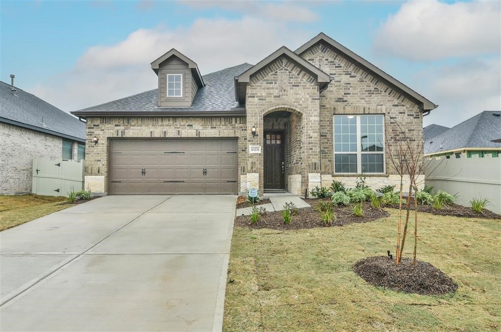 10276 Bayou Oaks Dr, Conroe, TX 77385 - photo 1