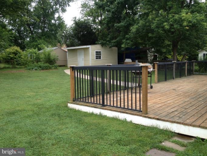 171 Martin Dr, Manassas Park, VA 20111 - photo 1