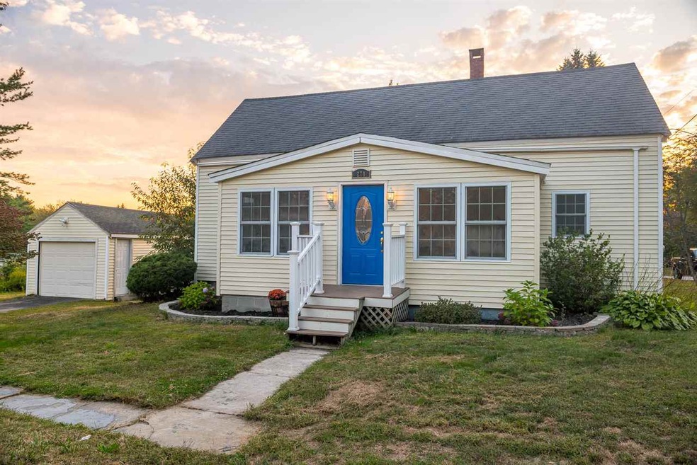 Front of Home & Garage