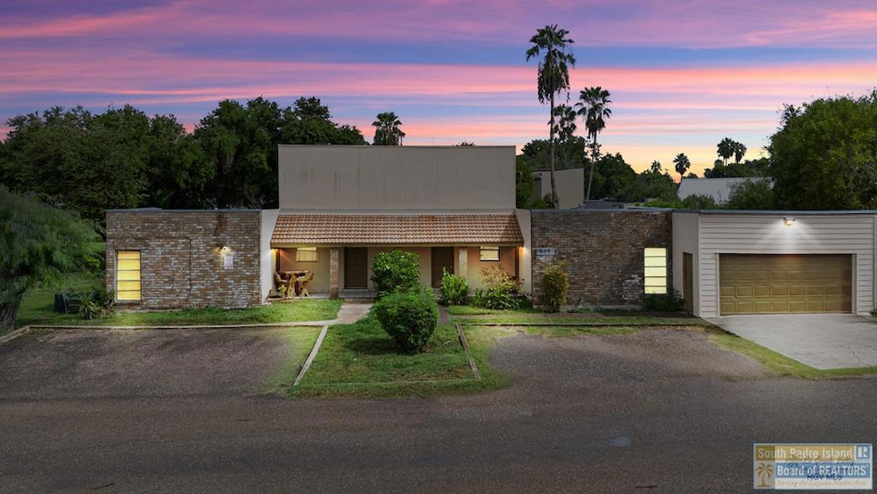 805 Continental Dr unit 3, Brownsville, TX 78520 - photo 1