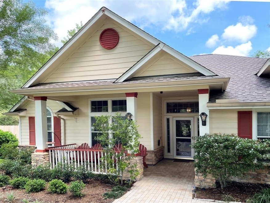 18818 Meadow Ln, Tomball, TX 77377 - photo 1