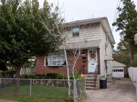 120 Franklin St, Franklin Square, NY 11010 - photo 1