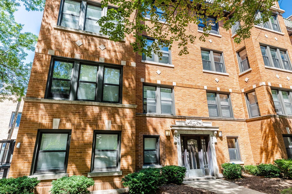 4814 N Hoyne Ave unit 3, Chicago, IL 60625 - photo 1
