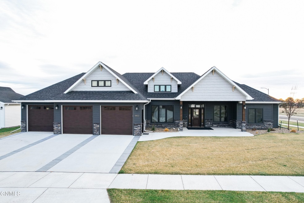 Ironwood-1802-36thSt-Williston-34