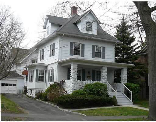 124 Milbank Ave, Greenwich, CT 06830 - photo 1