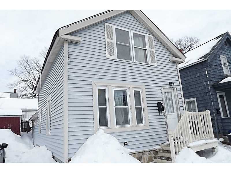 Exterior Front. 6 McTeers Court
