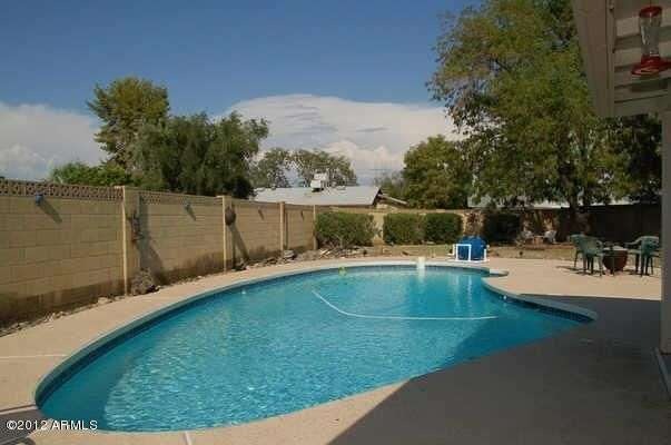 pool 2