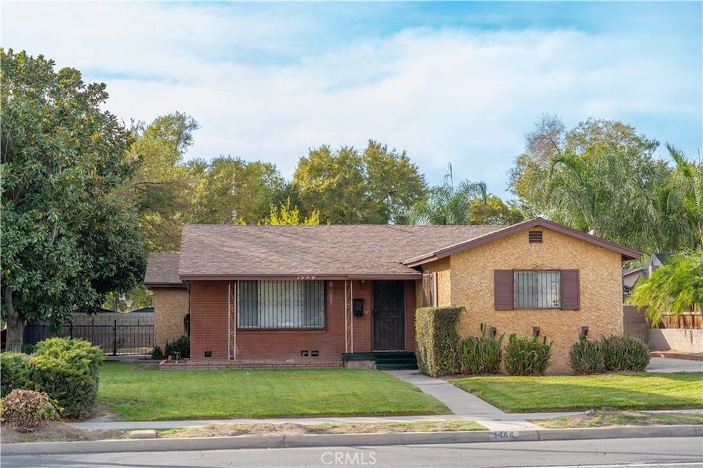 Under Contract $490,000