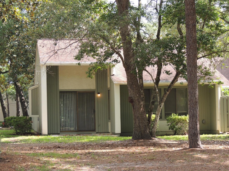 900 Bay Dr unit 28, Niceville, FL 32578 - photo 1