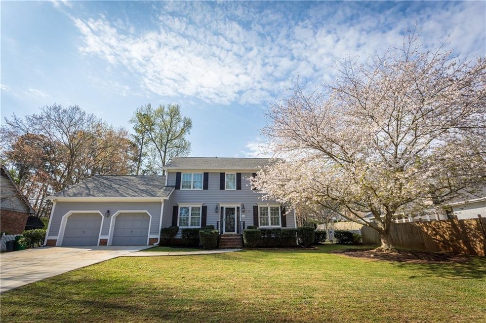 Classic traditional home with pleasing, neatly-man