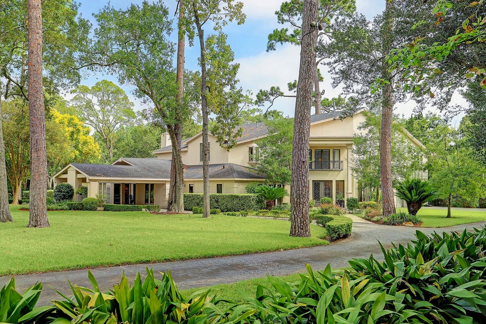 9 Stillforest St, Houston, TX 77024 - photo 1